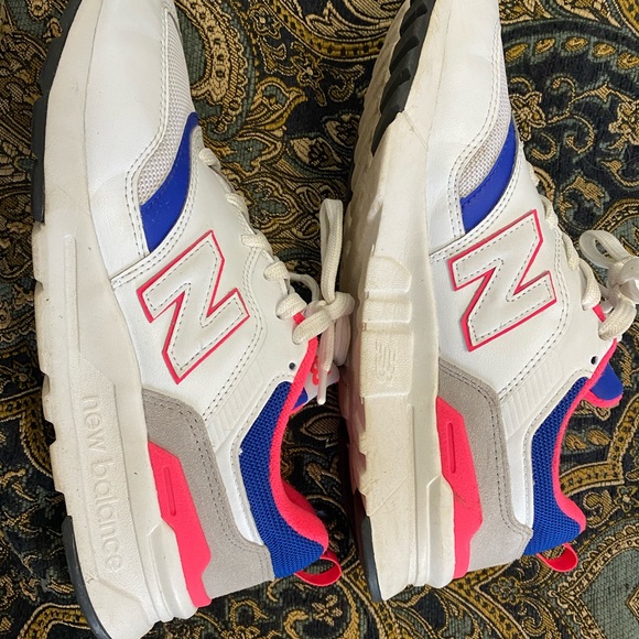 COPY - New Balance 997H Athletic Shoe - Picture 9 of 10